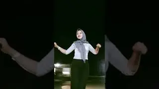 hijab ketat goyang tiktok hot 🔥
