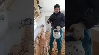 Простой способ закрепить доску на верстаке