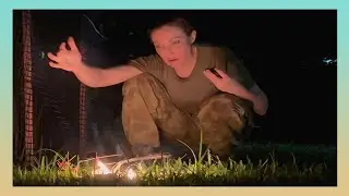 Giantess soldier attacks military base [女巨人]