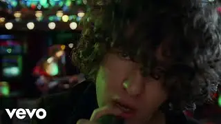 The Kooks - Sofa Song (Alternate Video)