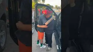 LE REGALÉ LA CAMIONETA DE SUS SUEÑOS A MI PAPÁ! 🖤🖤🥺 