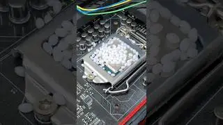 world's first thermo-plastic CPU 😎 