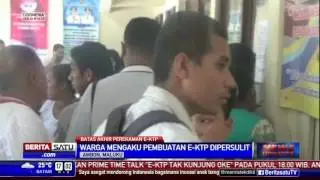 Warga Kota Ambon Harus Antre Mengambil Formulir e-KTP