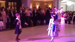 Потому что Я ЧЕРКЕС! Тамирлан танцует.