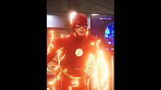 The Flash fights Frost 