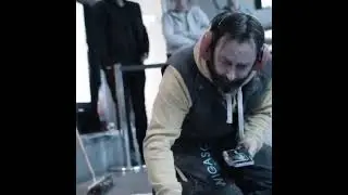 Теперь разбитое стекло это искусство