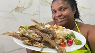 EITA DELÍCIA DE PIABINHA FRITA ARROZ FEIJÃO PIMENTA 🌶️ Mim acabei de comer