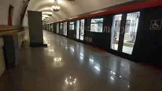 Новый поезд Москва-2020 отправляется со станции Киевская