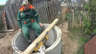 водопровод из колодца на целую деревню .