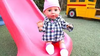 Baby Anabel Walk Walking at the Children's Playground Dolls Puppies Cartoon