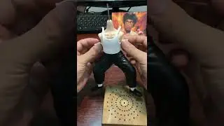 Clay Artisan JAY ：Crafting a Dynamic Bruce Lee Clay Figure