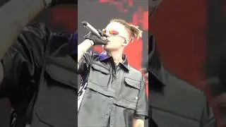 Элджей со своим главным хитом Розовое Вино на VK FEST 2023 в Санкт-Петербурге