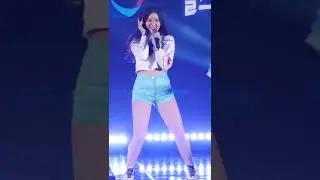 Cute Dance From Nancy Momoland
