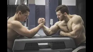 ARMWRESTLING WITH HUGE MUSCLE ARMS | FLEXING SHOW | GYM TRAINING