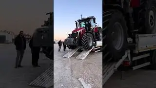 TRACTOR UNLOADED FROM THE TRUCK