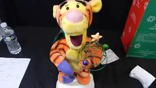 TELCO WINNIE THE POOH TIGGER ANIMATED CHRISTMAS DISPLAY FIGURE MOTIONETTES EBAY PRODUCT TEST