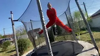 Sesadi - Alexandra is playing like a child