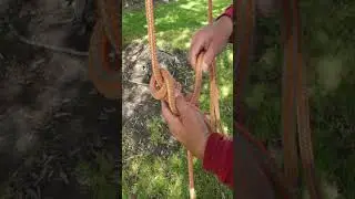 How to Tie a Blakes Hitch With a Split Tail