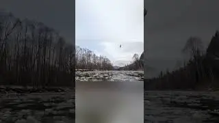 По грудь в воде!😱Жёсткий ледоход поздней осенью | рыбалка в России | 