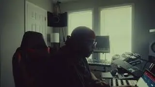 MPC X IS A BEAST!!! | MAKING BEATS ON MPC | PRODUCER VLOG