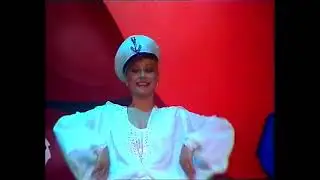Raffaella Carrà - Dammi un bacio (Fantastico 3 1982)