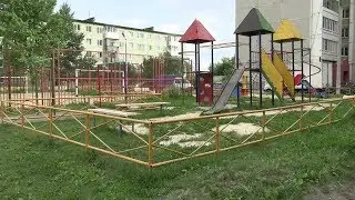 Ребёнок чуть не истёк кровью на детской площадке