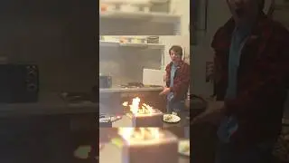 Streamer Sets Toaster On Fire 😑