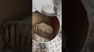 ТОҶИКИСТОН, БА ПЕШ! СОКИНИ НОҲИЯИ ҶОМӢ ДАСТГОҲЕ СОХТААСТ, КИ ҲАМ ПЕЧКА ДОРАД ВА ҲАМ ДУХОВКА