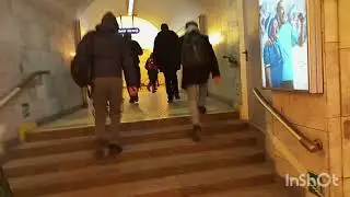 Станция метро Проспект Просвещения:Где выход...? Ужасы Петербурга.