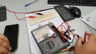 Analog multimeter current measurement technique