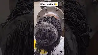 What’s this 😳😳😳