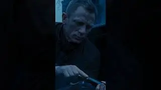 Daniel Craig uses a Anderson Wheeler 500 NE Double Rifle. Albert Finney. Judi Dench. Skyfall (2012)📽