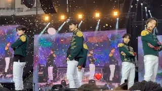 230528 - FANCAM - TXT - Blue Hour 5시 53분의 하늘에서 발견한 너와 나 - ACT: Sweet Mirage Tour - LA D2 - 4K 직캠