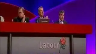 Blair pours water over Brown at the Labour Party conference!