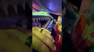 SOMEONE CALL BEETLEJUICE! ITS A SAND WORM! 😱 