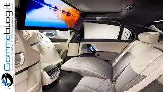 2023 BMW 7-Series - BEST Interior Ever Seen ? (31