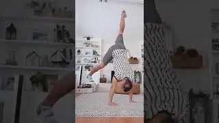 How To Hand Stand 