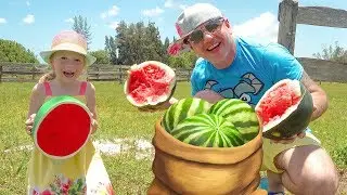 Nastya and dad play fun at the farm