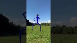 Dancing Siren Head is approaching us 🤯 