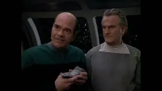 Historical Revisionism (VOY: Living Witness)