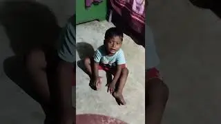 ফোনের জন্য বাচ্চাটির কি অবস্থা 😂