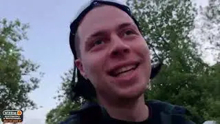 САШКА ПОКУПАЕТ ЗАПРЕЩЕННЫЕ ВЕЩЕСТВА