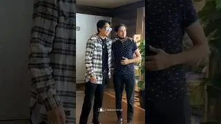 Dimash taking pictures with fans in Tashkent airport
