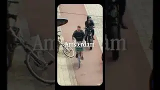 Amsterdam has 4 seasons a day