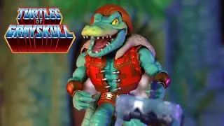 MOTU x TMNT Turtles of Grayskull Leatherhead Action Figure Review