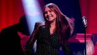 Mimi Webb - Red Flags [Live on Graham Norton] HD