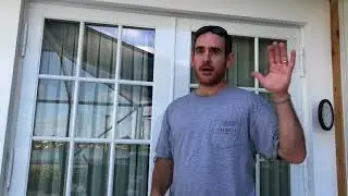 How to clean windows on French doors,  let me show you how to clean glass.