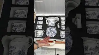 ШИКАРНЫЙ ФАРФОРОВЫЙ СЕРВИЗ 