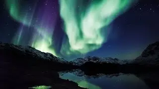 Aurora Borealis in 4K UHD: 