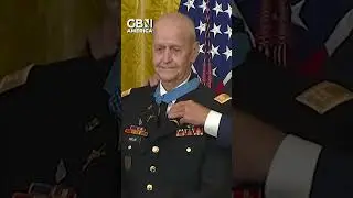 Joe Biden WANDERS OFF during Medal of Honor ceremony leaving Vietnam hero alone 
